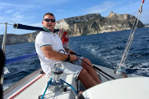 Cagliari: Sailboat tour with aperitif around the Devil's Saddle Devil's Saddle: 3-hour sailing tour, aperitif around the Saddle