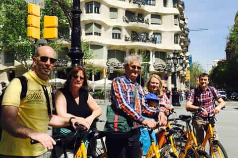 barcelona 3hour bike tour with guide
