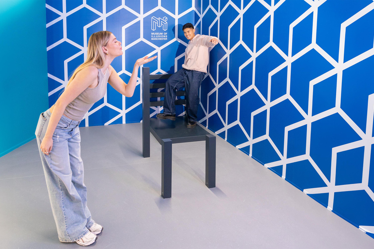 Manchester: Museum of Illusions Entry Ticket