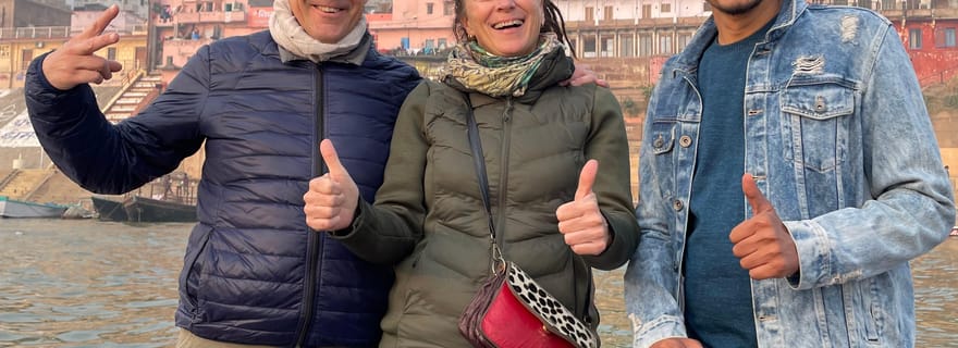 Varanasi : visite d'une journée avec sortie en bateau matinale et Sarnath.