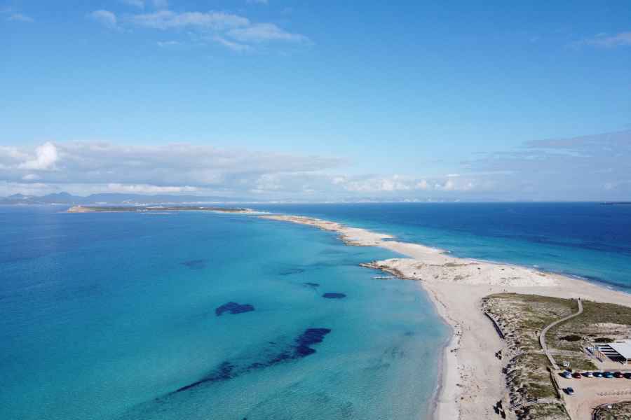 Ab Eivissa: Katamaran-Kreuzfahrt mit freier Zeit auf Formentera