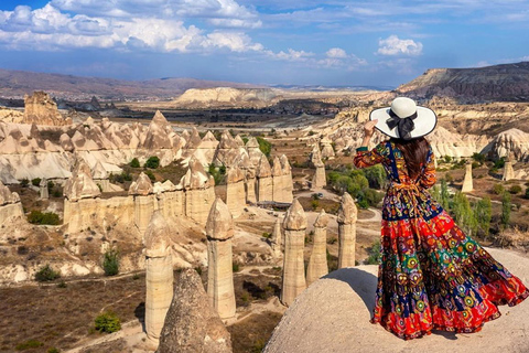 La excursión diaria a Capadocia sale de Estambul en avión