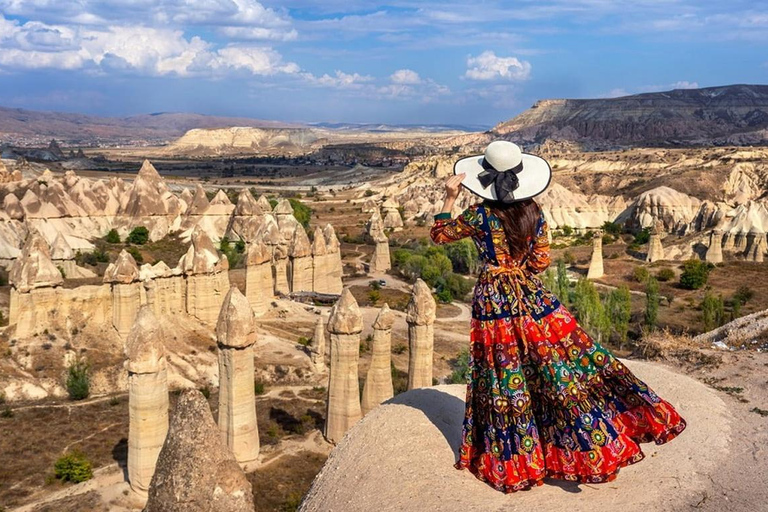La excursión diaria a Capadocia sale de Estambul en avión