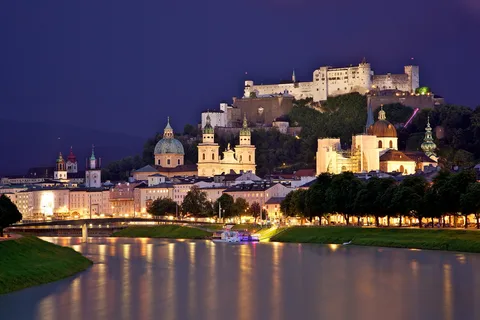 Wien: Melk Hallstatt, Salzburg Sound of Music Private Tour