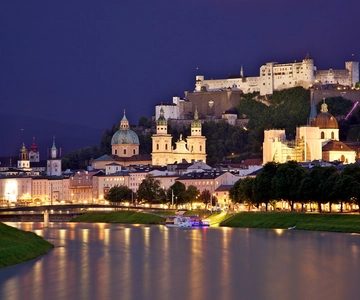 Excursão privada a Melk Hallstatt e Salzburgo a partir de Viena