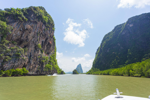 Khao Lak: Wycieczka Premium do James Bond i Koh Panyi z lunchemKhao Lak: Wyspa Jamesa Bonda i Wyspa Koh Panyi łodzią motorową