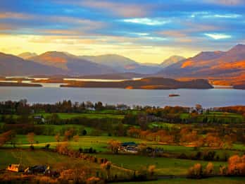 Ab Edinburgh: Loch Lomond, Stirling Castle & Kelpies Tour Ab Edinburgh: Loch Lomond, Stirling Castle & Kelpies Tour