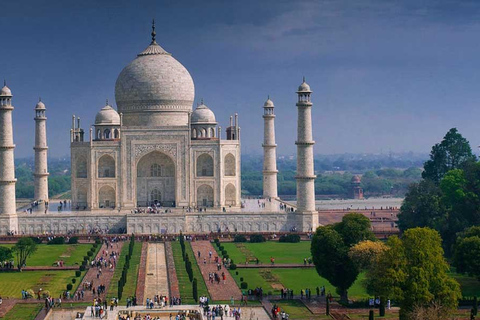 From Delhi: Private Taj Mahal and Agra Tour by Express Train 2nd Class (All Inclusive Tour)