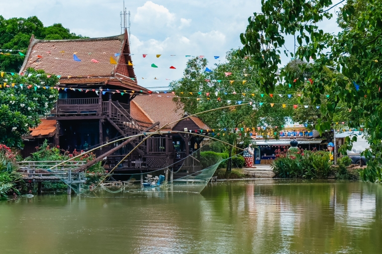 From Bangkok: Ayutthaya & Ayothaya Floating Market Day Trip
