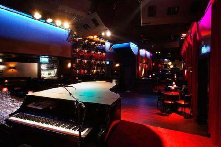 New York: Greenwich Village Piano Bar & Theatre Tour