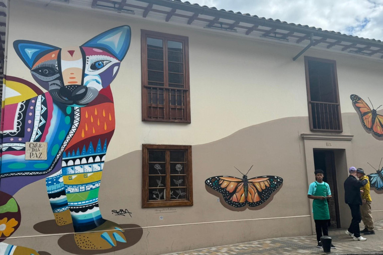 Bogotá: Full City Tour + Transport + Tickets + Guide + Refreshment Bogotá: Full City Tour + Transport + Tickets + Guide + Refreshments