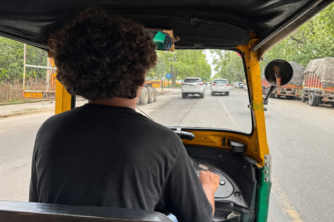 Delhi: A Day Between Gates, Gardens, and Tombs