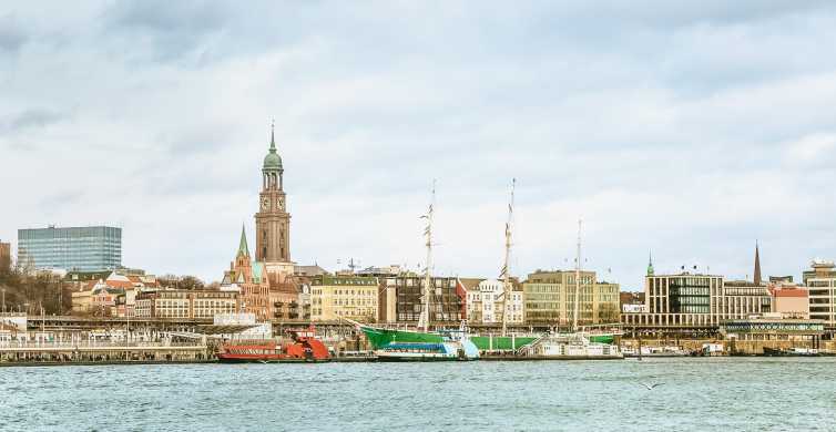 Hamburgo: crucero por el puerto con vino y queso