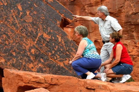 From Las Vegas: Valley of Fire Tour Private Tour for 4-6 People