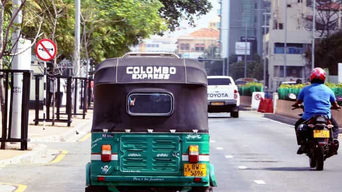 colombo smallgroup tuk tuk tour with a local guide