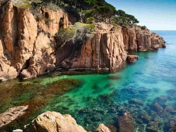Costa Brava: A day of sailing, sun, and wine among picturesque coves