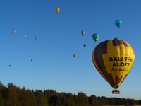 Hunter Valley, Sonnenaufgangsballonfahrt mit sprudelnem Frühstück - Housity