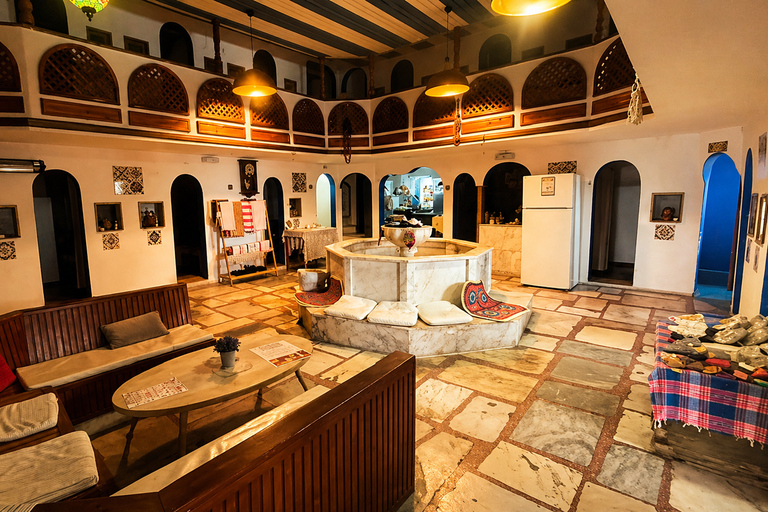 Kusadasi: Guided Bazaar Tour & Turkish Bath Experience Tour - NON USA Passport Holders