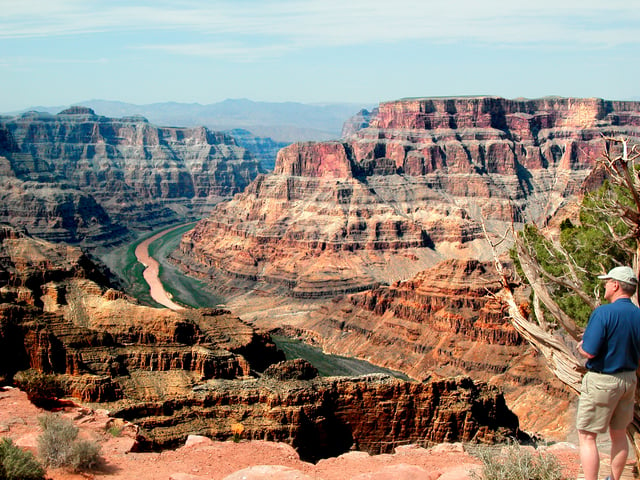 Tour del Grand Canyon West 5 in 1 da Las Vegas