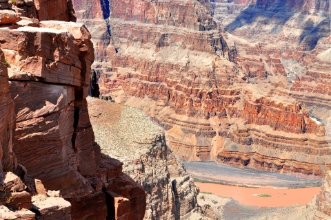 Visite 5 en 1 du Grand Canyon West au départ de Las VegasLas Vegas: principaux sites touristiques de la rive ouest du Grand Canyon
