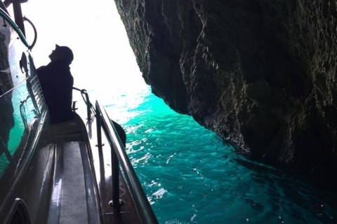 Tour de día completo en barco a Capri desde Sorrento