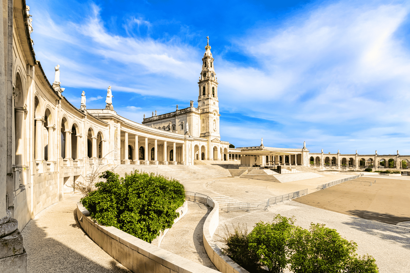 Von Lissabon: Fátima, Óbidos, Nazaré Kleingruppentour