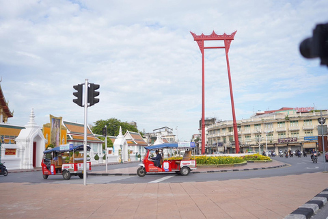 Self-Guided Private Electric Tuk Tuk to Iconic Temples