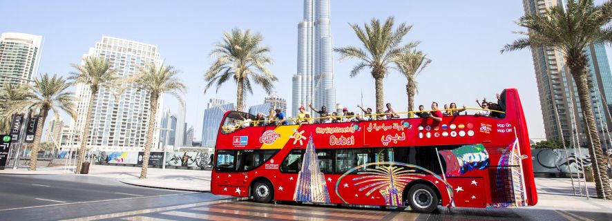 Dubai: hop-on hop-off bustour 24, 48 of 72 uur