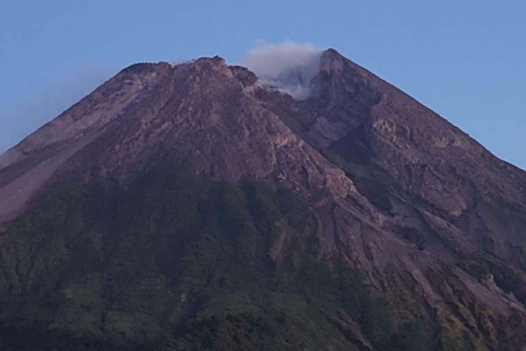 Yogyakarta: Merapi Sunrise Jeep & Drone Expedition