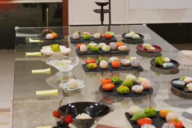 Hangzhou: Song Dynasty Cultural Experience with Lunch