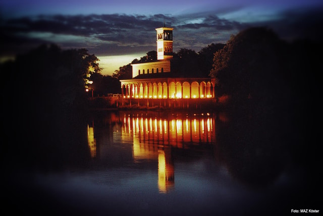 Potsdam: Nightly Impressions of the Castle by Boat