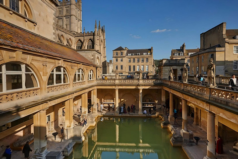 London: Avebury Stone Circles & Roman Baths Chinese Day Tour Includes Roman Baths