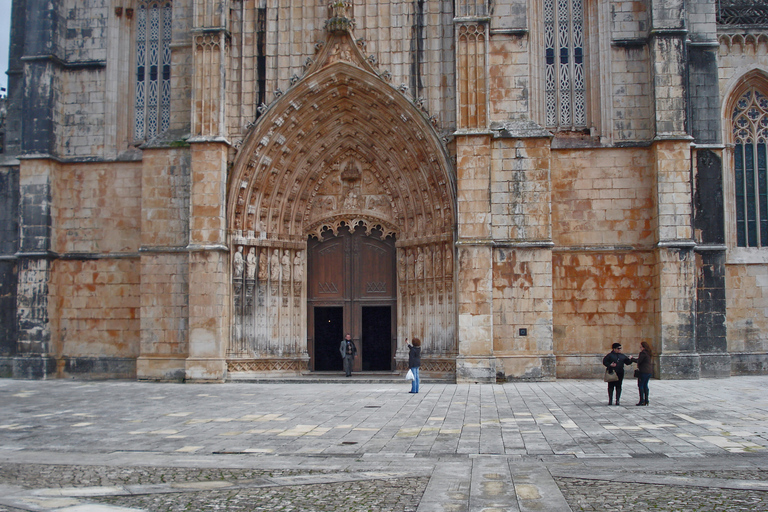 Ab Lissabon: Privattour Fatima, Batalha, Nazare, Obidos