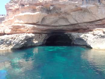 Ibiza: Schnellboat-Tour mit Schnorcheln und SUP Paddling Ibiza: Schnellboat-Tour mit Schnorcheln und SUP Paddling
