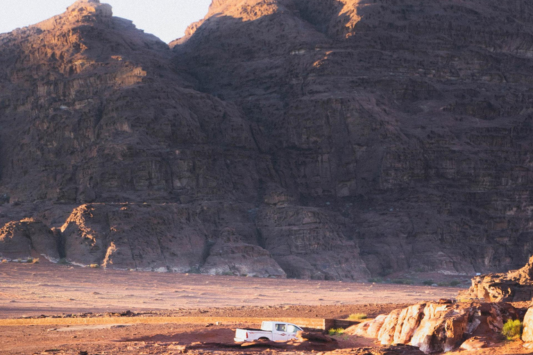 From Petra: Visit wadi rum back to Amman or Amman Airport