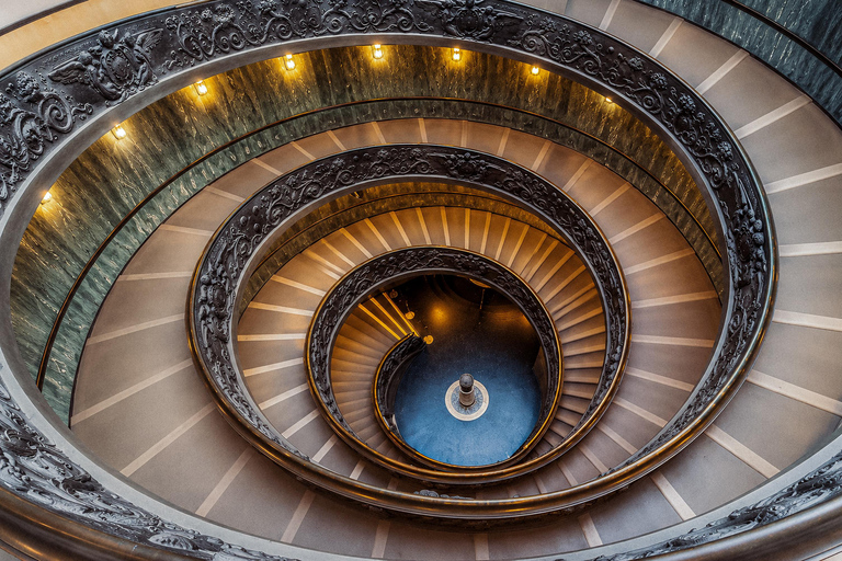 Vatican, Sistine Chapel & St. Peter's Basilica Tour + Dome Spanish Tour of Basilica with Museum & Chapel with Dome