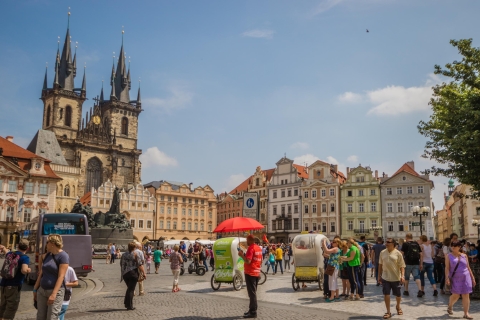 Prag: Hop-On/Hop-Off-Busticket für 24 oder 48 h24-h-Hop-On/Hop-Off-Bustour und Flussrundfahrt