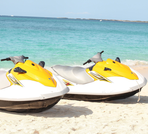Cruises & boat tours