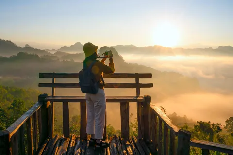 Desde Pai: Tour privado al Amanecer Mirador de Jabo y Cueva de Nam Lod