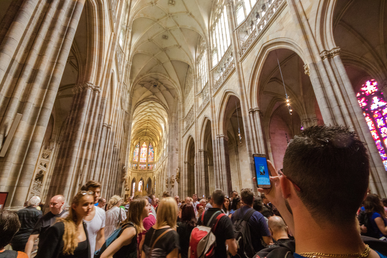 Lo mejor de Praga: recorrido en autobús, recorrido a pie y crucero por el río