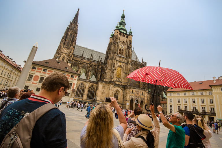 Prague: Guided Bus &amp; Walking Tour with River Cruise &amp; Lunch