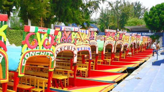 excursion de 2 jours à teotihuacan xochimilco et guadalupe shrine