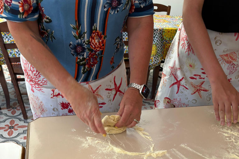 Pianillo: Corso di cucina con pasta, mozzarella e tiramisù