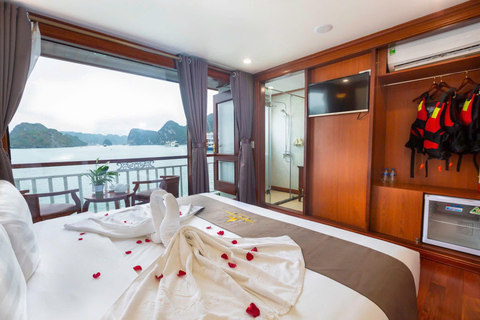 Hanoi/Port : 2-Day Ha Long & Lan Ha Bay on Luxury Cruises Limousine Bus from Hanoi to Ha Long