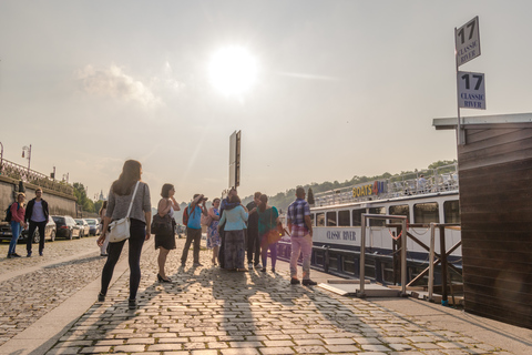 Prague : Croisière touristique en bateau avec dîner buffet