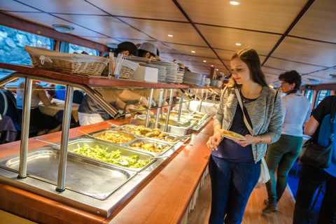 Praga: Crucero turístico en barco con cena buffet