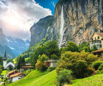 Private tour : Zurich to Interlaken & Lauterbrunnen Valley