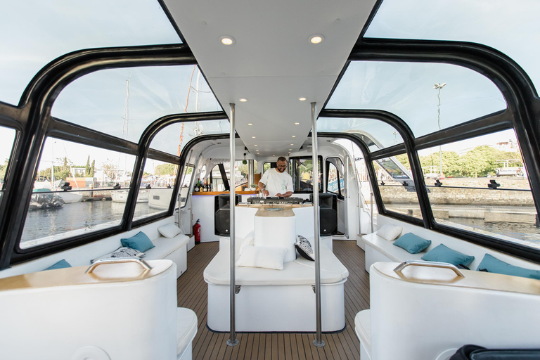 New Year’s Eve Luxury Boat – DJ, Buffet & Open Bar