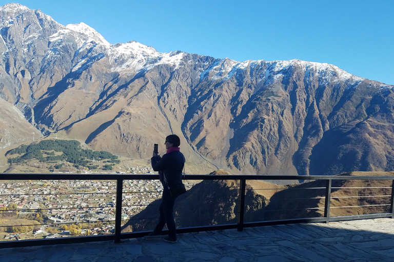 Viaggio privato alla scoperta delle montagne del Caucaso in Georgia