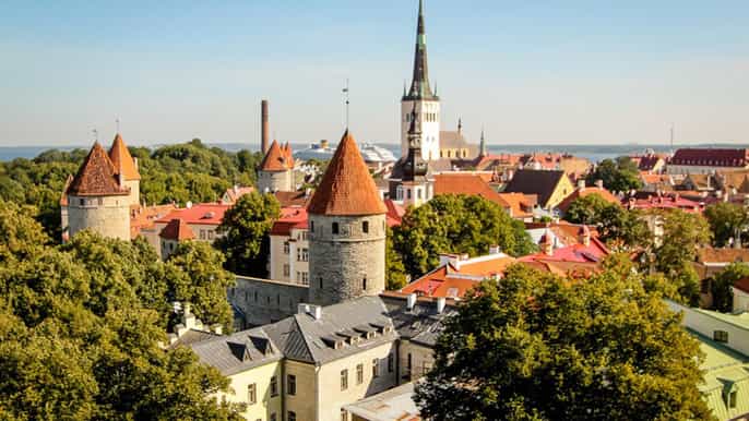 tallinn selfguided audio tour